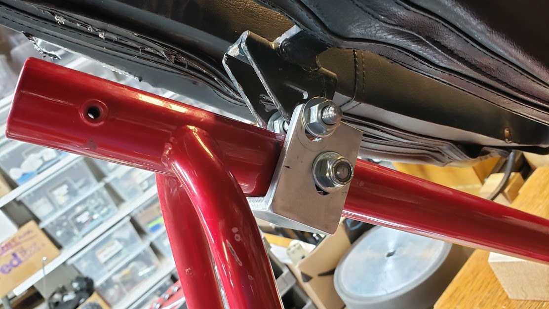 skyride_bike_c-frame_recumbent_bike_frame_old_red_new_upper_seat_bracket_detail_photo
