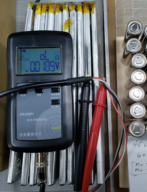 batteries_testing_4-wire_yareo_yr1035+_internal_resistance_meter_photo