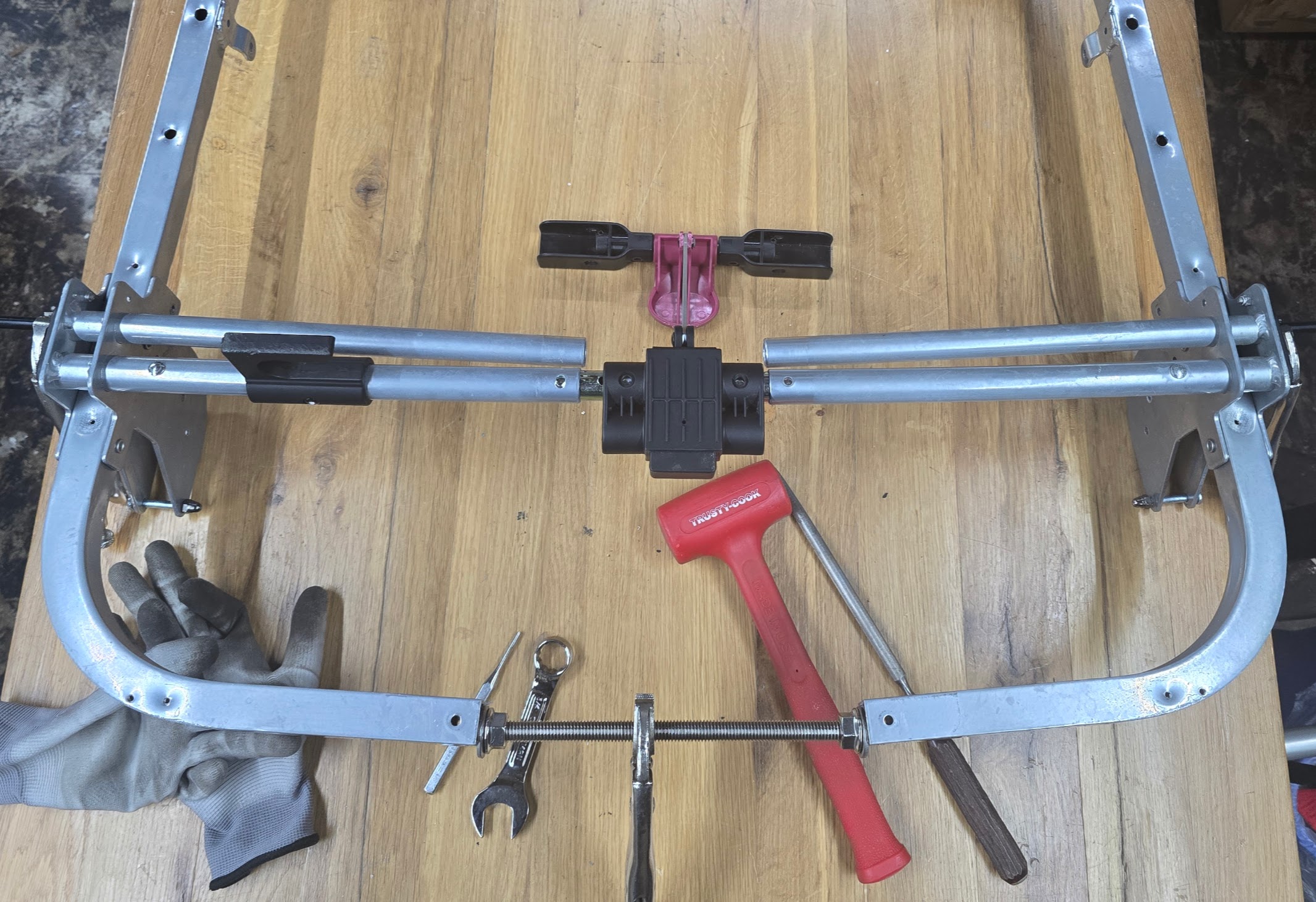 gigi_axle_and_frame_with_spreader_photo