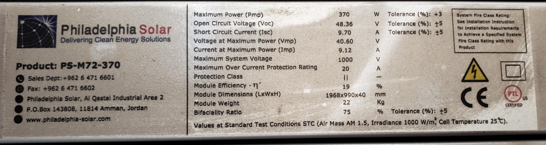 solar_panels_10x_label_with_specs_370_watt_photo